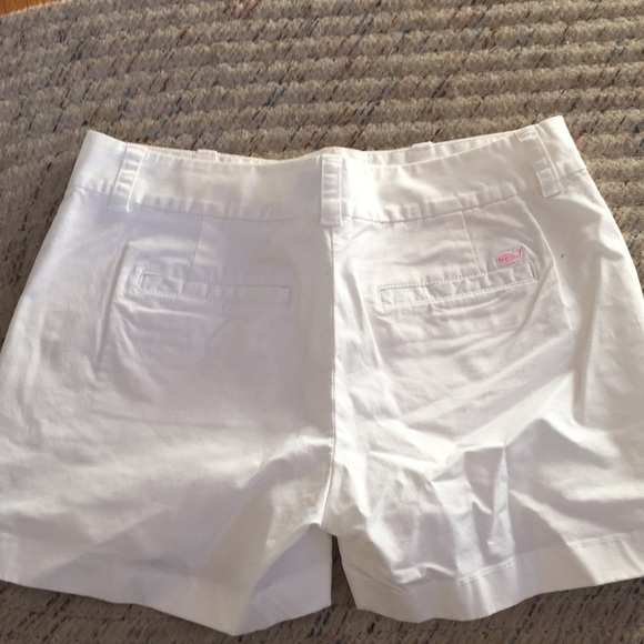 Vineyard vines white women shorts - Picture 2 of 3
